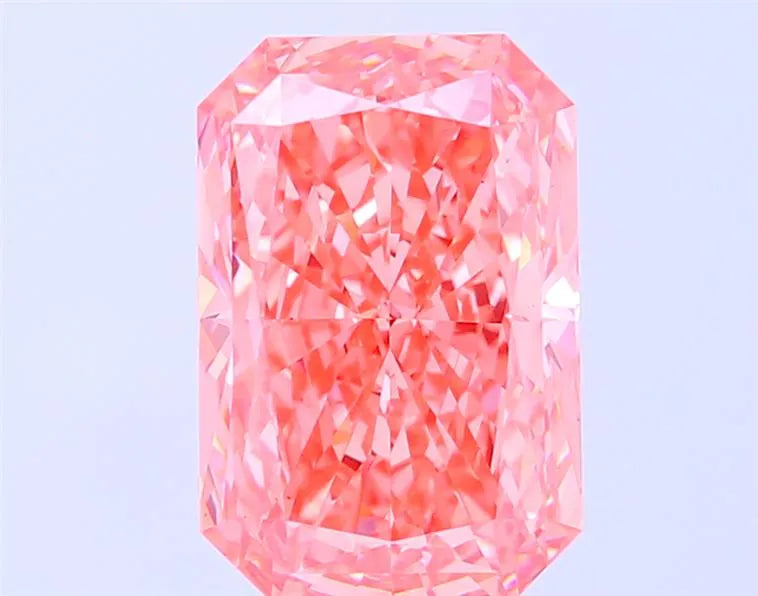 4.75ct Radiant Lab Grown Diamond (Colour Fancy Vivid Pink, Clarity VS1, IGI Certified)