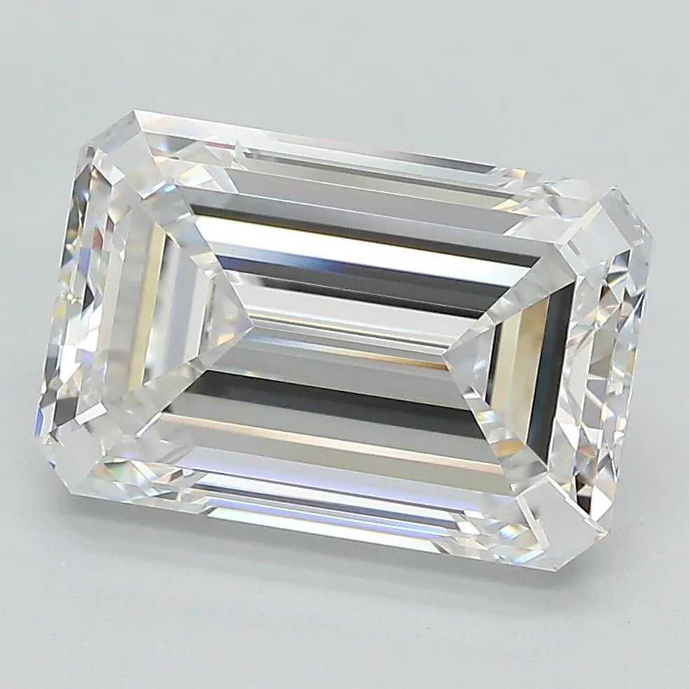 4.81ct Emerald Lab Grown Diamond (Colour E, Clarity VVS2, IGI Certified)