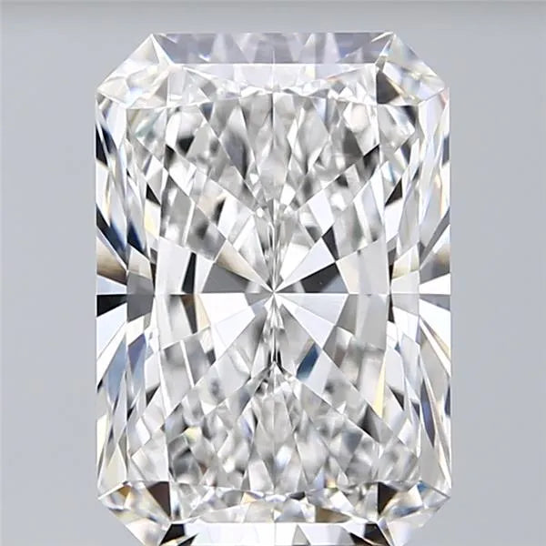 4.83ct Radiant Lab Grown Diamond (Colour E, Clarity VVS2, IGI Certified)