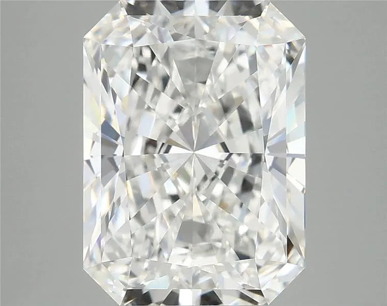 4.87ct Radiant Lab Grown Diamond (Colour E, Clarity VVS2, IGI Certified)
