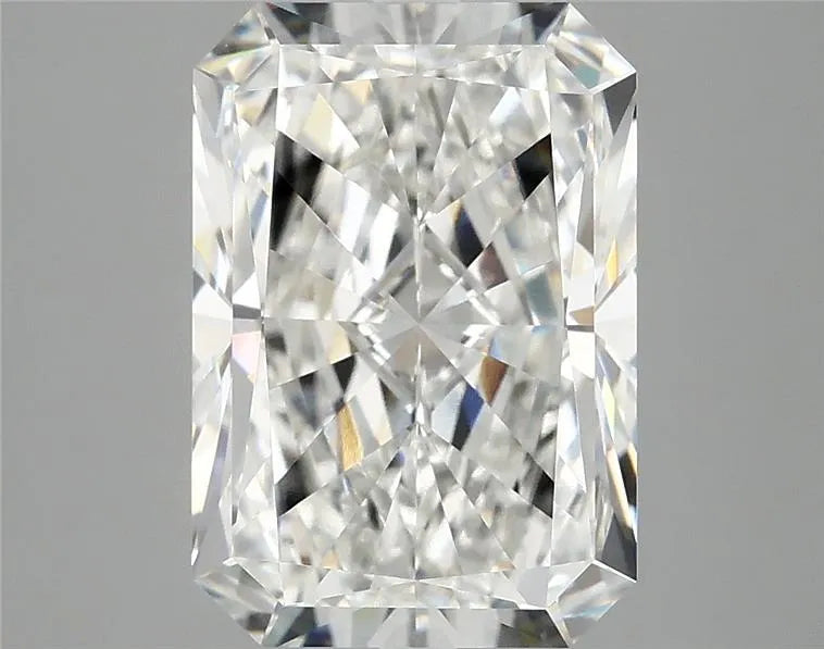 4.90ct Radiant Lab Grown Diamond (Colour F, Clarity VVS2, IGI Certified)