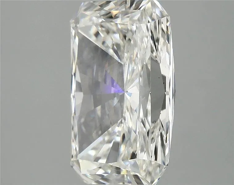 4.91ct Radiant Lab Grown Diamond (Colour F, Clarity VS2, IGI Certified)