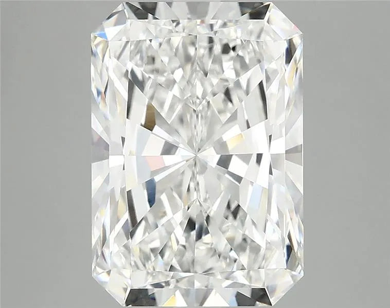4.93ct Radiant Lab Grown Diamond (Colour E, Clarity VVS2, IGI Certified)