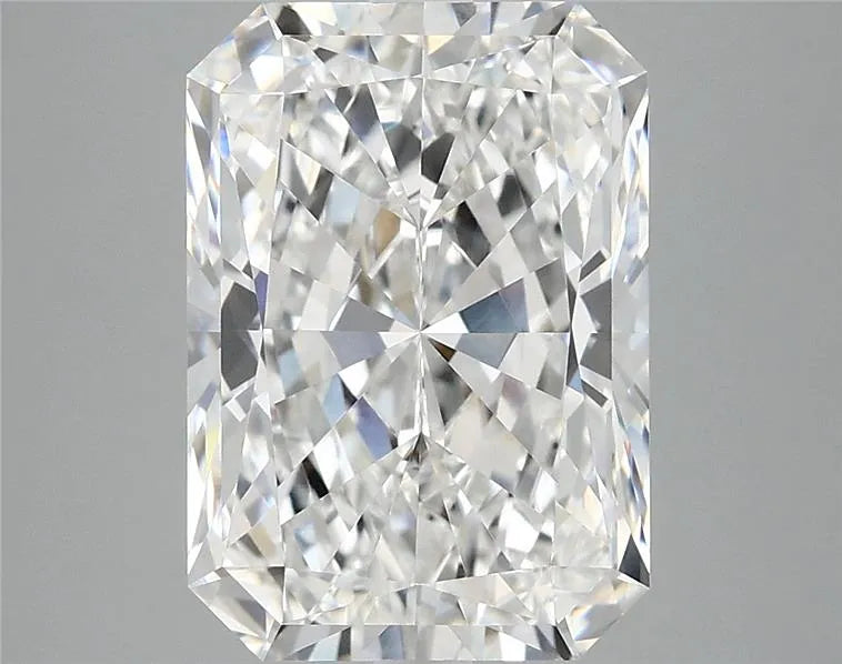 4.98ct Radiant Lab Grown Diamond (Colour D, Clarity VVS2, IGI Certified)