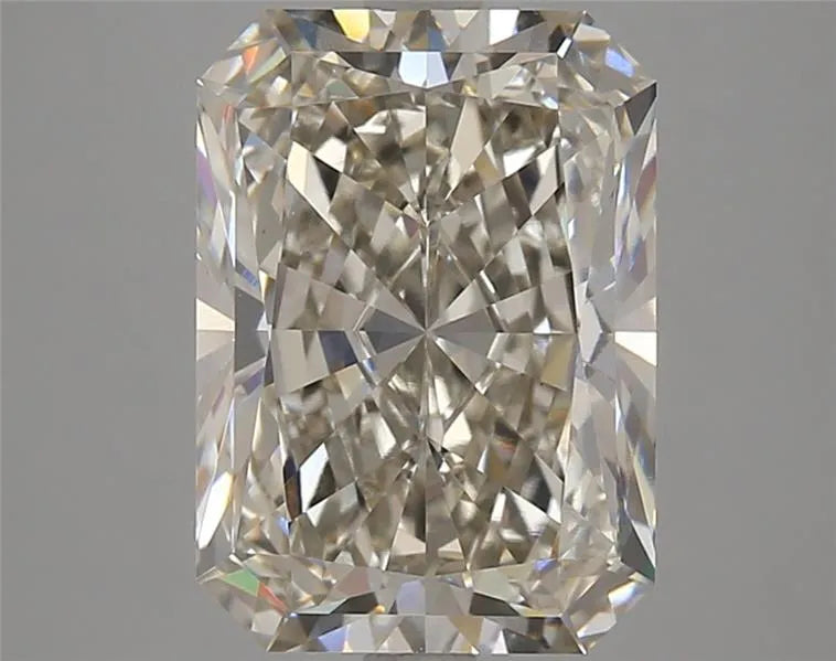5.20ct Radiant Lab Grown Diamond (Colour I, Clarity VS1, IGI Certified)