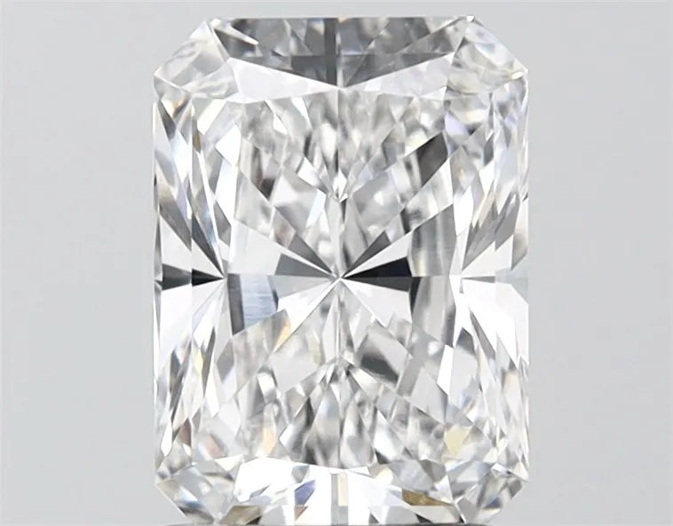 2.01ct Radiant Lab Grown Diamond (Colour E, Clarity VVS1, IGI Certified)
