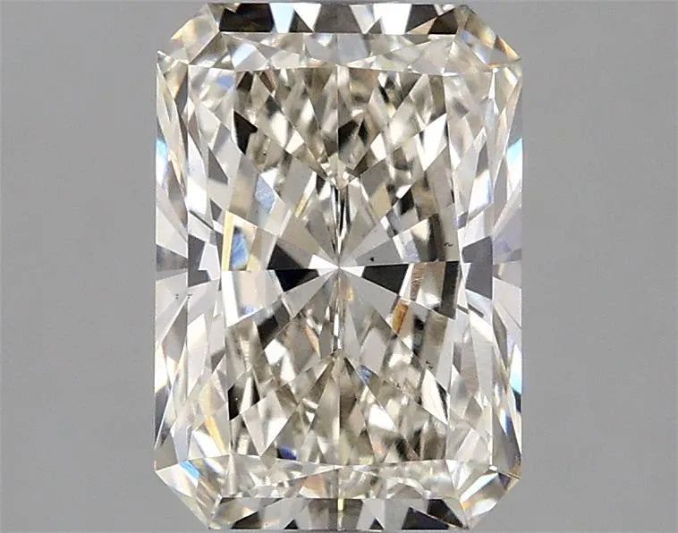 2.15ct Radiant Lab Grown Diamond (Colour I, Clarity VS1, IGI Certified)
