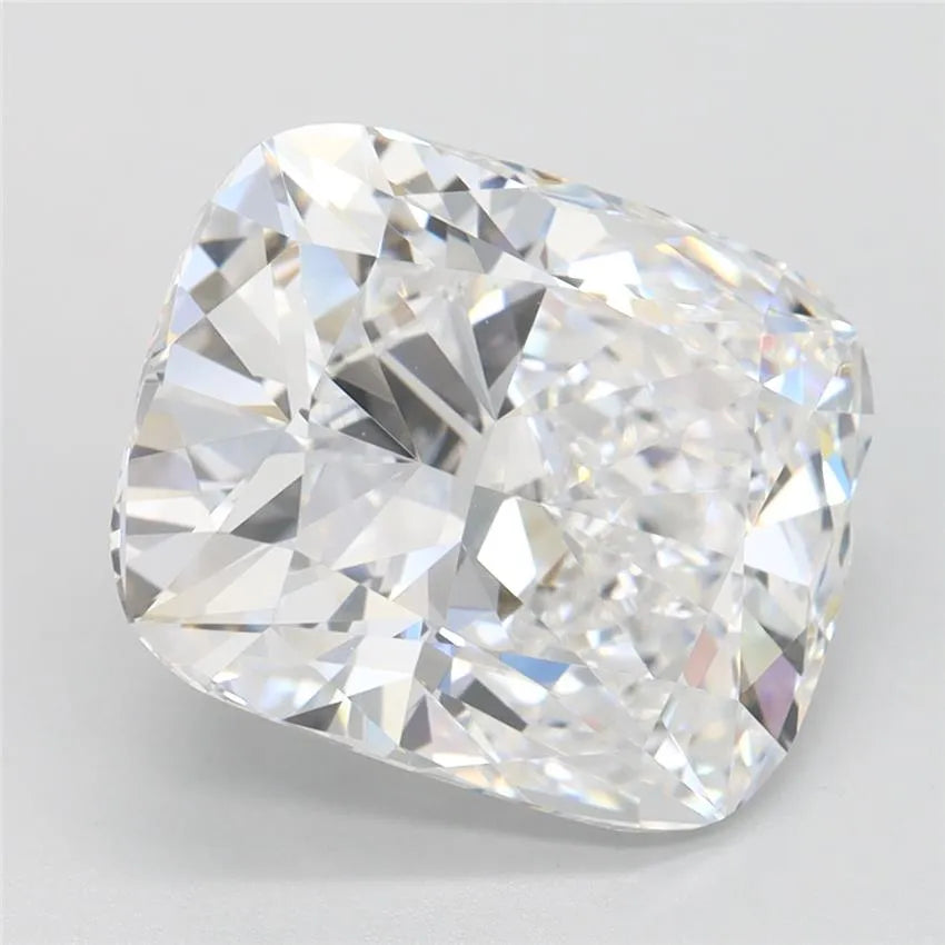 5.00ct Cushion modified Lab Grown Diamond (Colour D, Clarity VVS1, IGI Certified)
