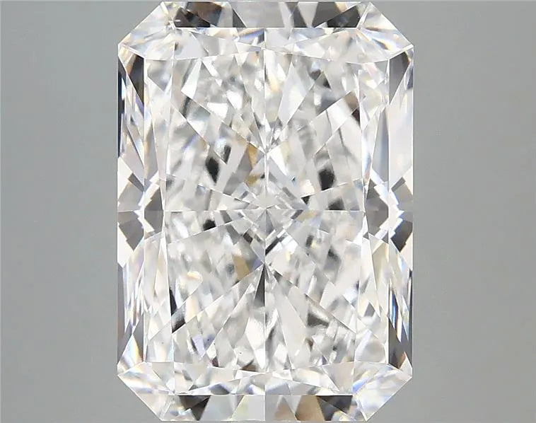 5.00ct Radiant Lab Grown Diamond (Colour D, Clarity VS1, IGI Certified)