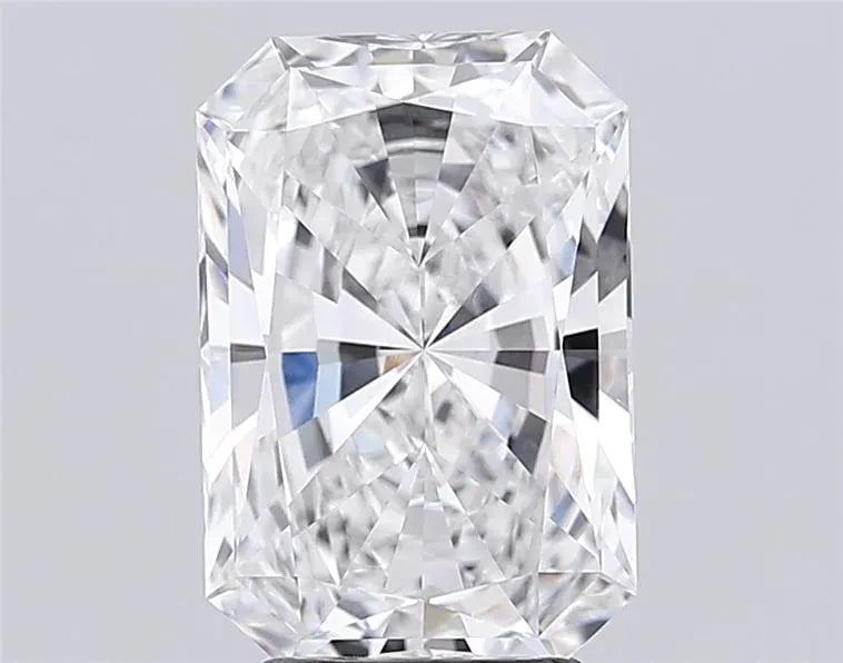 5.00ct Radiant Lab Grown Diamond (Colour D, Clarity VS2, IGI Certified)