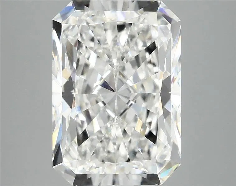 5.00ct Radiant Lab Grown Diamond (Colour F, Clarity VVS2, IGI Certified)
