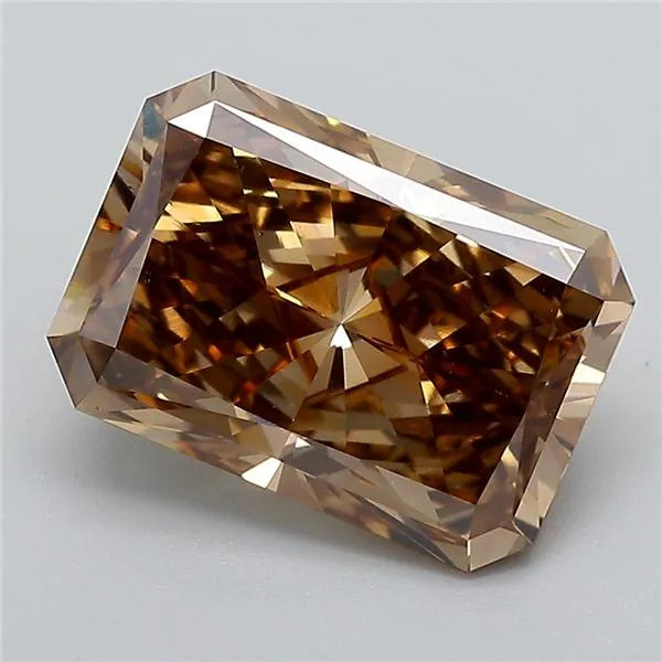 5.00ct Radiant Lab Grown Diamond (Colour Fancy Light Brown, Clarity VS1, IGI Certified)