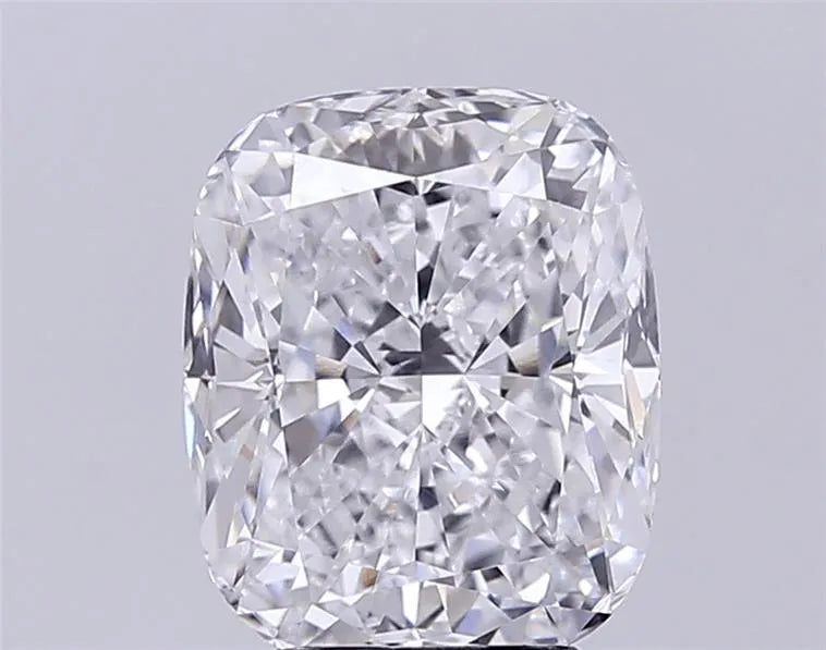 5.01ct Cushion modified Lab Grown Diamond (Colour E, Clarity VVS2, IGI Certified)
