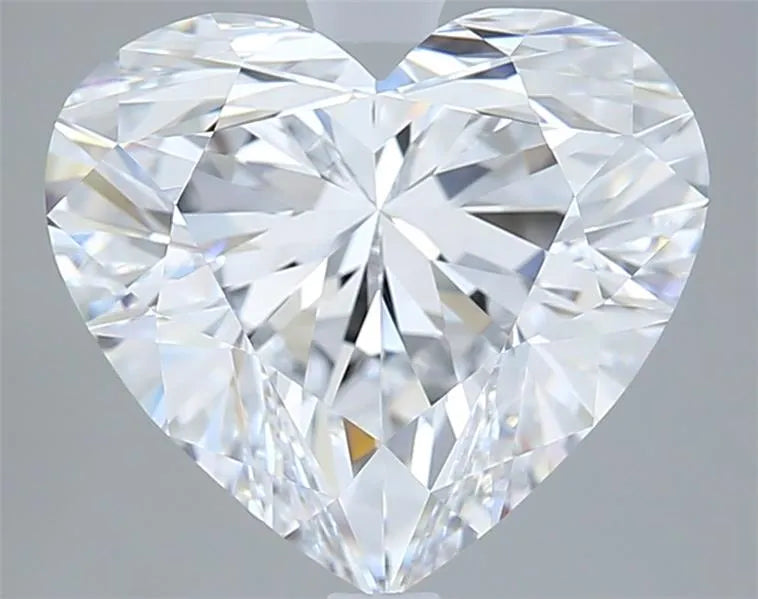 5.01ct Heart Lab Grown Diamond (Colour D, Clarity VVS1, IGI Certified)