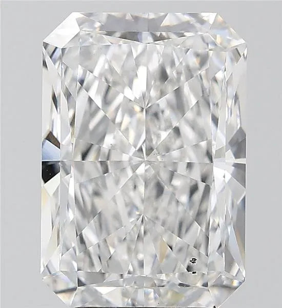 5.01ct Radiant Lab Grown Diamond (Colour E, Clarity VS2, IGI Certified)