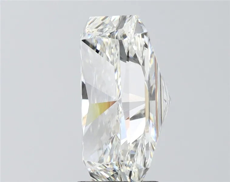 5.01ct Radiant Lab Grown Diamond (Colour H, Clarity VS1, IGI Certified)