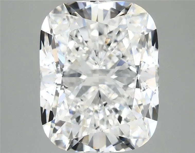 5.02ct Cushion modified Lab Grown Diamond (Colour E, Clarity VVS2, IGI Certified)