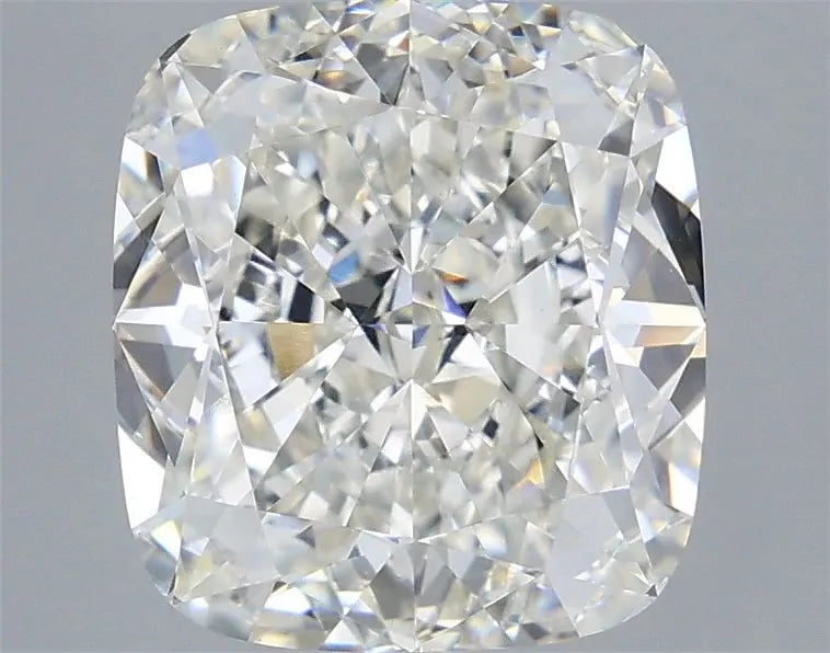 5.02ct Cushion modified Lab Grown Diamond (Colour G, Clarity VVS2, IGI Certified)