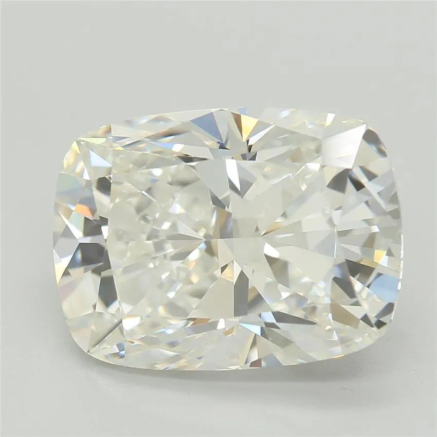 5.02ct Cushion modified Lab Grown Diamond (Colour H, Clarity VVS2, IGI Certified)