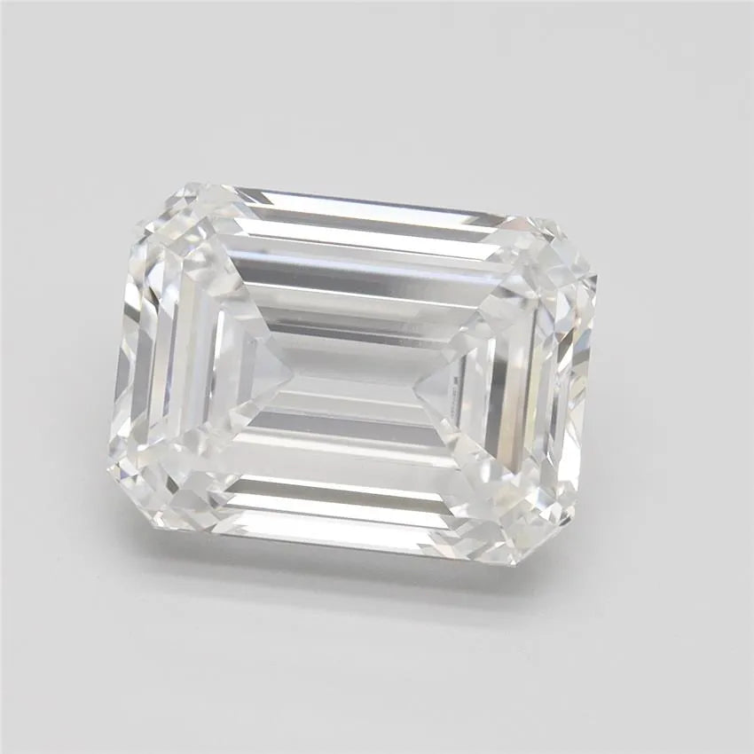 5.03ct Emerald Lab Grown Diamond (Colour E, Clarity VVS2, IGI Certified)