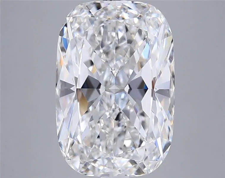 5.04ct Cushion modified Lab Grown Diamond (Colour E, Clarity VVS1, IGI Certified)