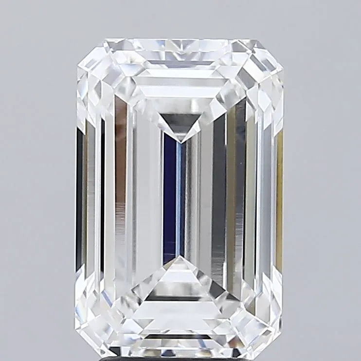 5.04ct Emerald Lab Grown Diamond (Colour F, Clarity VVS2, IGI Certified)