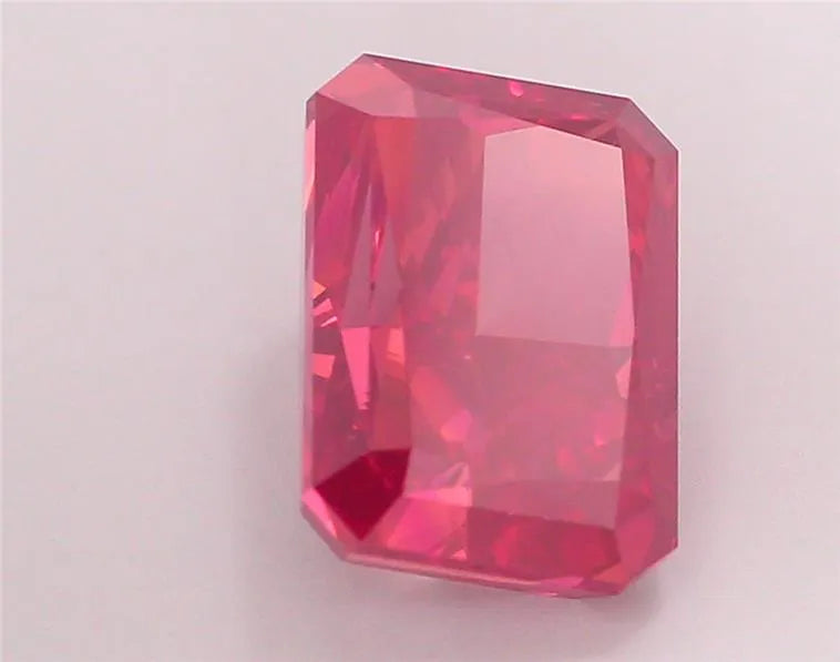 5.04ct Radiant Lab Grown Diamond (Colour Fancy Vivid Red, Clarity VS1, IGI Certified)