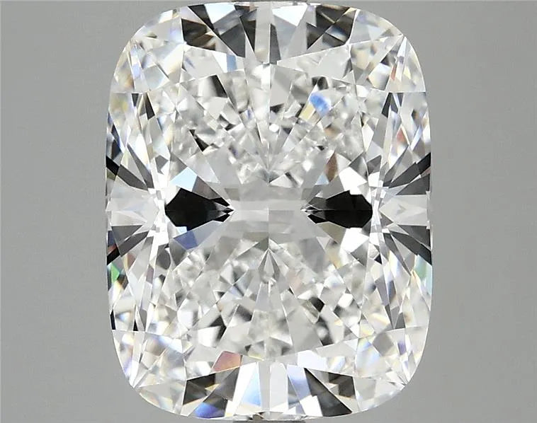 5.05ct Cushion modified Lab Grown Diamond (Colour E, Clarity VVS2, IGI Certified)