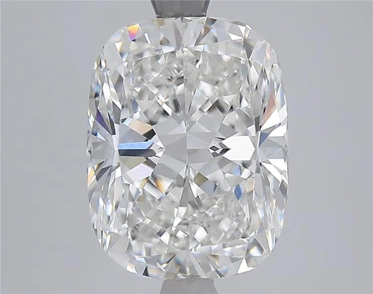 5.05ct Cushion modified Lab Grown Diamond (Colour F, Clarity VVS2, IGI Certified)