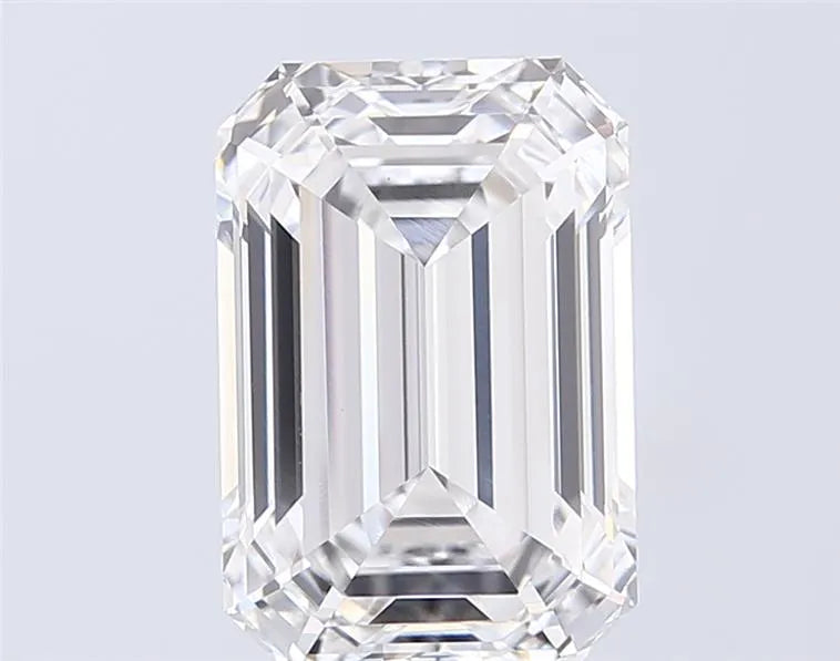 5.05ct Emerald Lab Grown Diamond (Colour E, Clarity VVS2, IGI Certified)