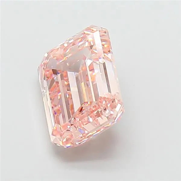 5.05ct Emerald Lab Grown Diamond (Colour Fancy Light Brownish Pink, Clarity VS2, IGI Certified)