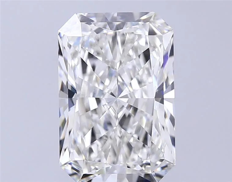 5.05ct Radiant Lab Grown Diamond (Colour F, Clarity VVS1, IGI Certified)