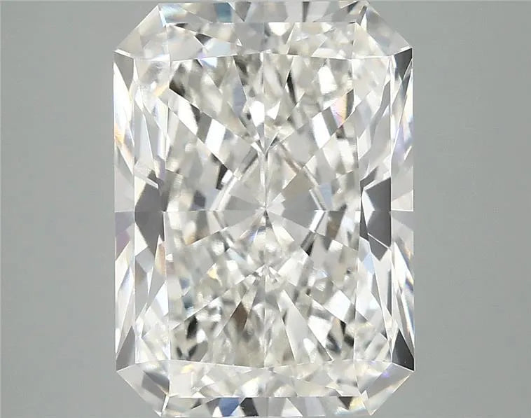 5.05ct Radiant Lab Grown Diamond (Colour G, Clarity VVS2, IGI Certified)