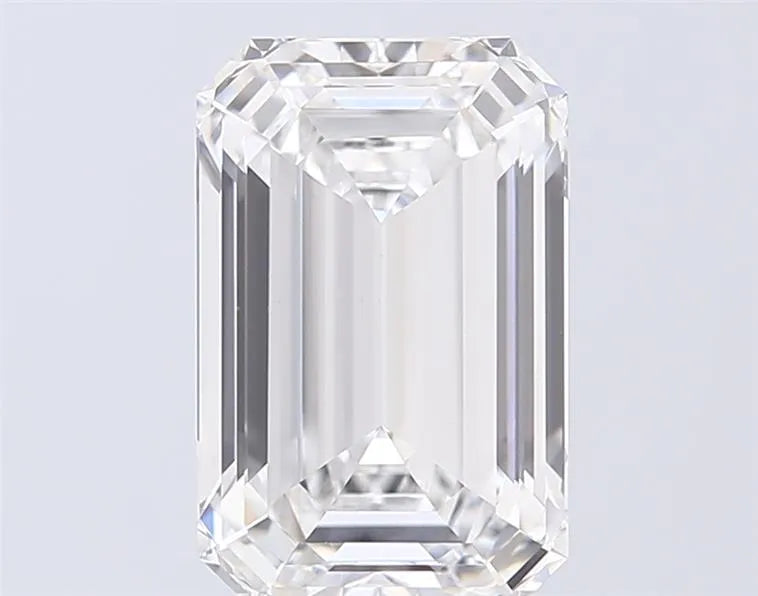 5.06ct Emerald Lab Grown Diamond (Colour E, Clarity VVS1, IGI Certified)