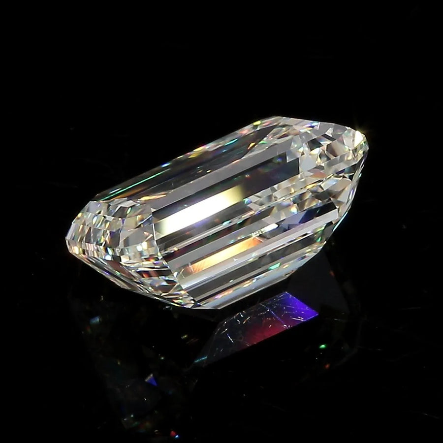 5.06ct Emerald Natural Diamond (Colour M, Clarity VS1, GIA Certified)