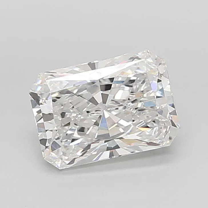 5.06ct Radiant Lab Grown Diamond (Colour E, Clarity VVS2, IGI Certified)