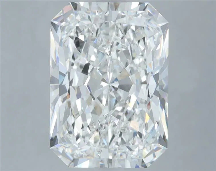 5.06ct Radiant Lab Grown Diamond (Colour F, Clarity VVS1, IGI Certified)