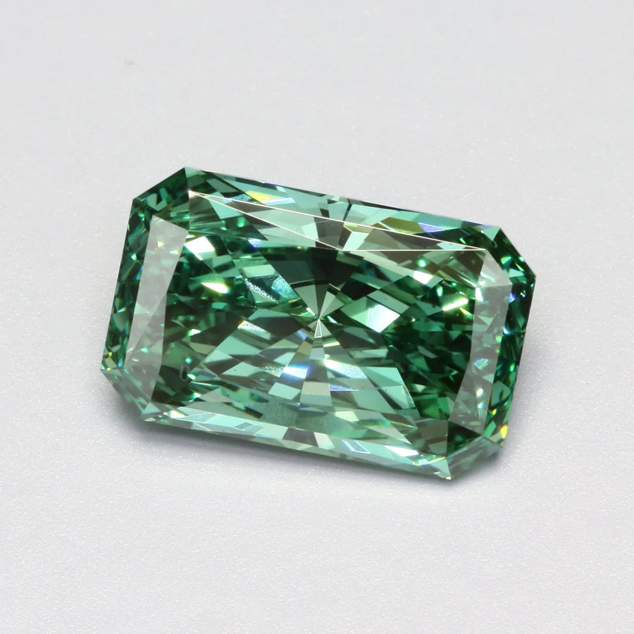 5.06ct Radiant Lab Grown Diamond (Colour Fancy Vivid Green, Clarity SI1, IGI Certified)