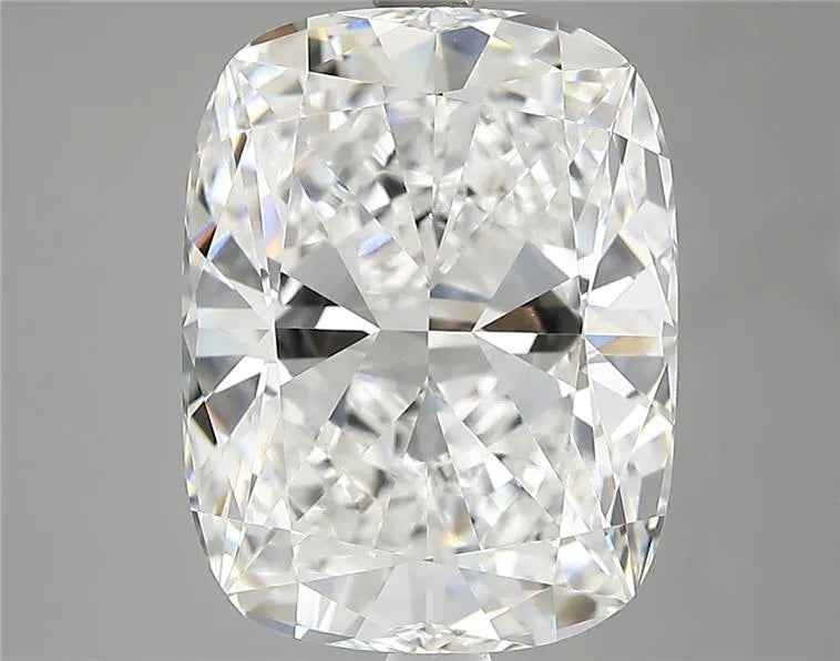 5.07ct Cushion modified Lab Grown Diamond (Colour E, Clarity VVS2, IGI Certified)