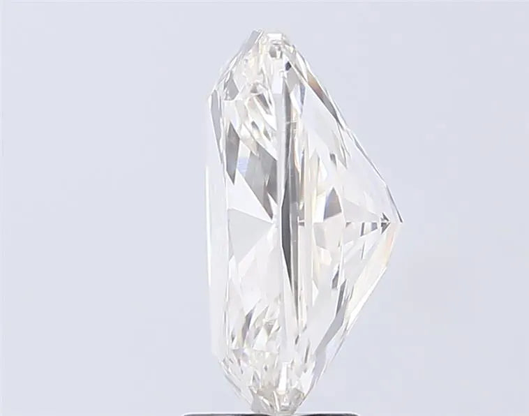 5.07ct Cushion modified Lab Grown Diamond (Colour G, Clarity VVS2, IGI Certified)
