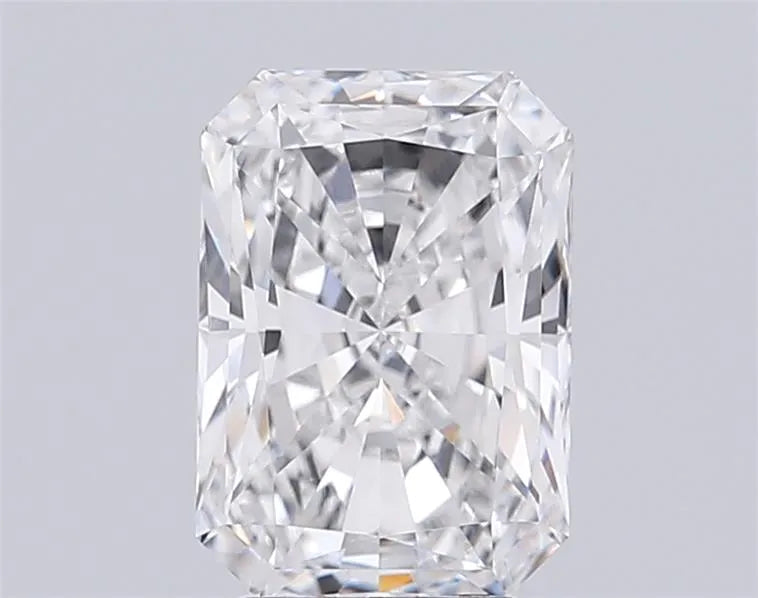5.07ct Radiant Lab Grown Diamond (Colour D, Clarity VVS1, IGI Certified)
