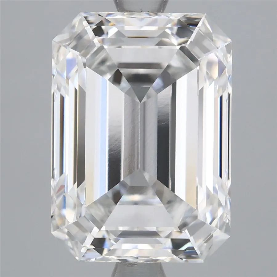 5.08ct Emerald Lab Grown Diamond (Colour E, Clarity VVS2, Cut EX, IGI Certified)