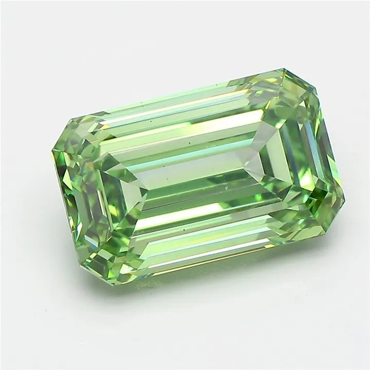 5.09ct Emerald Lab Grown Diamond (Colour Fancy Vivid Green, Clarity VS2, IGI Certified)