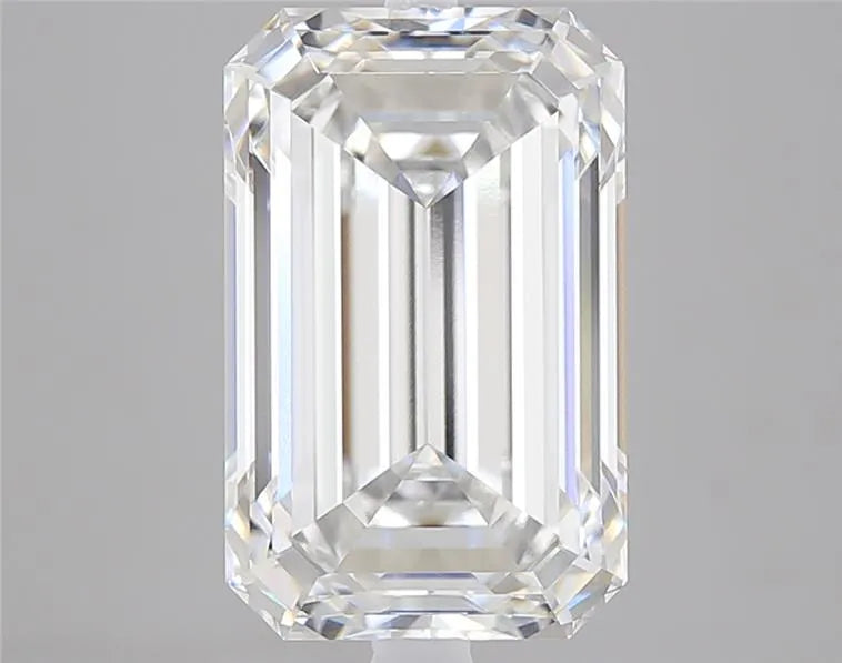 5.10ct Emerald Lab Grown Diamond (Colour E, Clarity VVS2, IGI Certified)