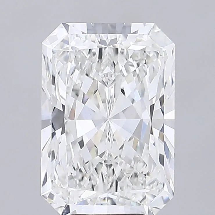 5.23ct Radiant Lab Grown Diamond (Colour F, Clarity VVS2, IGI Certified)