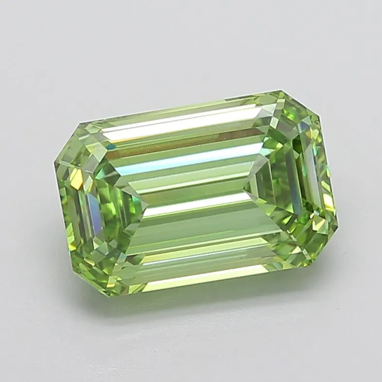 5.29ct Emerald Lab Grown Diamond (Colour Fancy Vivid Green, Clarity VS1, IGI Certified)