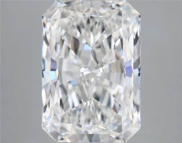 5.36ct Radiant Lab Grown Diamond (Colour F, Clarity VS1, IGI Certified)