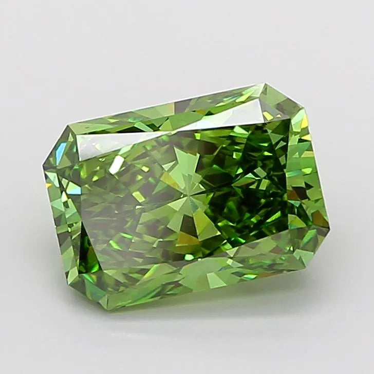 5.37ct Radiant Lab Grown Diamond (Colour Fancy Vivid Green, Clarity VS2, IGI Certified)