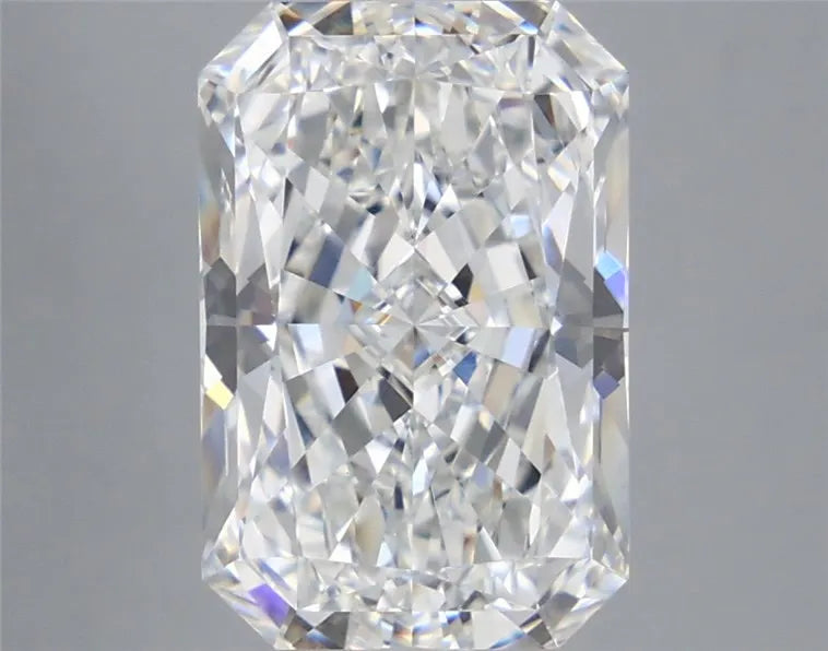 5.38ct Radiant Lab Grown Diamond (Colour E, Clarity VS1, IGI Certified)