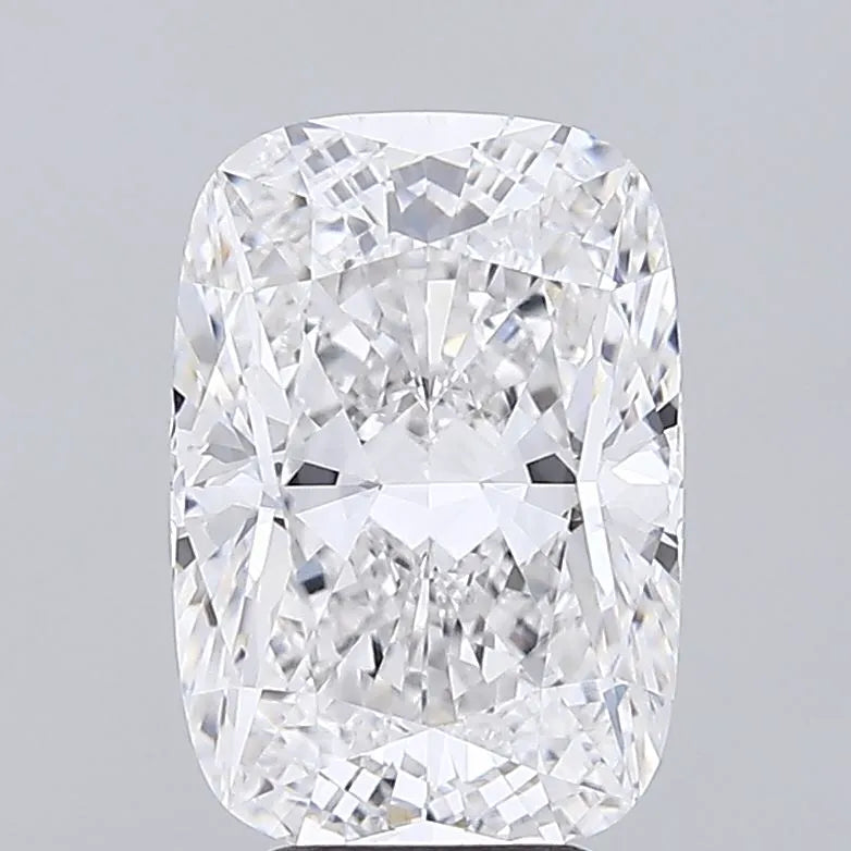5.41ct Cushion modified Lab Grown Diamond (Colour E, Clarity VVS2, IGI Certified)